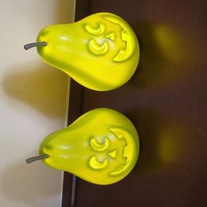 pear lanterns with Lights  Sold at Yardsale
